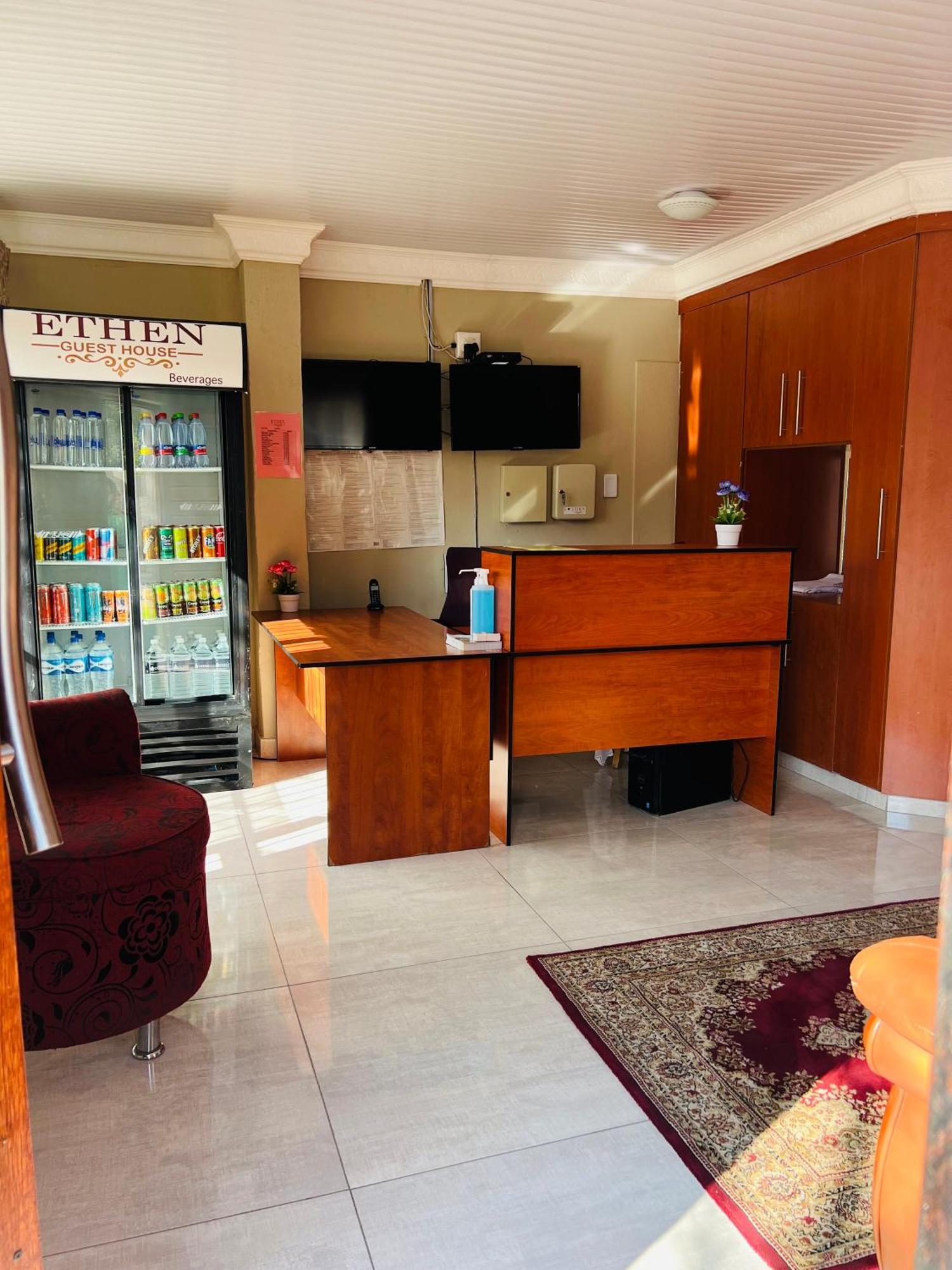 Ethen Guesthouse Полокване Екстериор снимка
